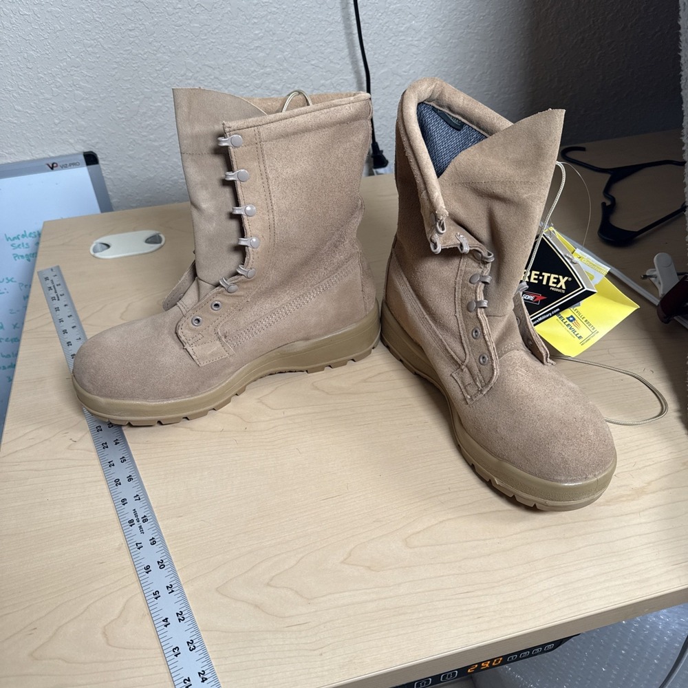 Belleville ICWR Size 10.5 W Military Boots Tan Gore-Tex Combat Vibram Soles USA